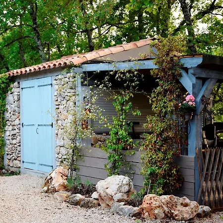 Panzió Le Clos D'eima Saint-Cézaire-sur-Siagne