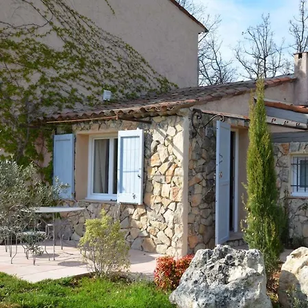 Panzió Le Clos D'eima *